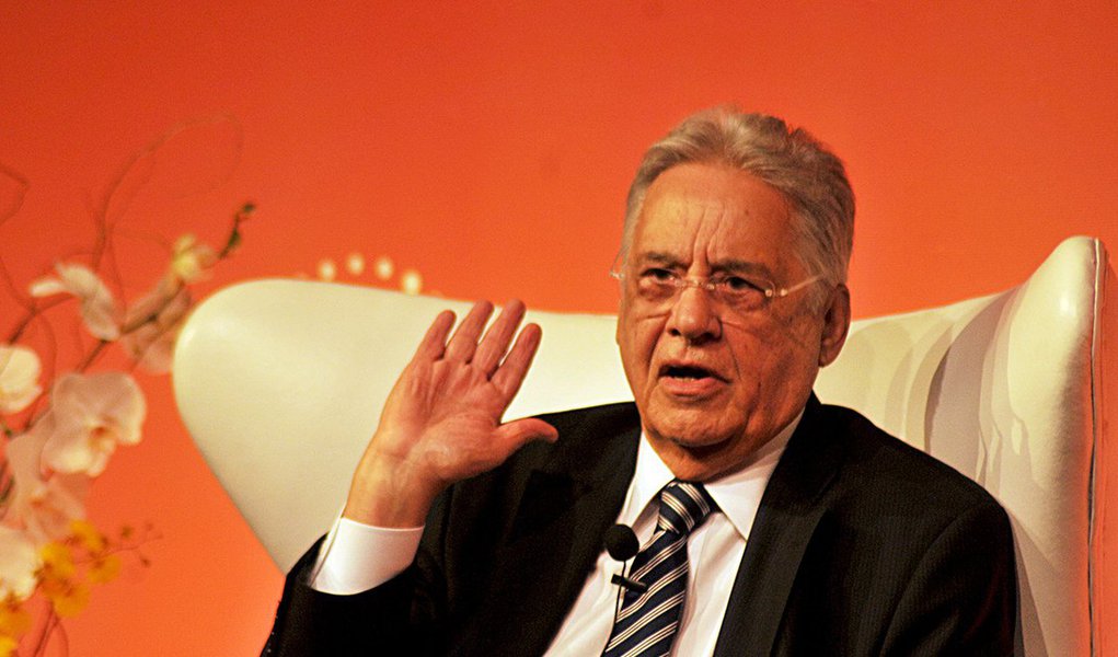 FHC condena ameaça de bolsonaristas a jornalistas FHC condena ameaça de bolsonaristas a jornalistas