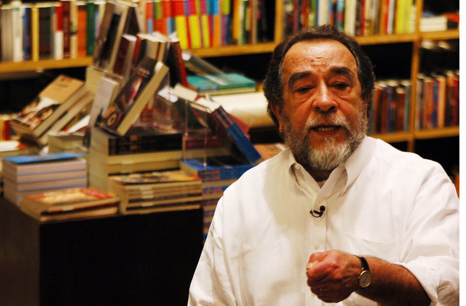 “Estamos vivendo, depois de vinte anos de ditadura fardada, a ditadura togada”, diz Morais “Estamos vivendo, depois de vinte anos de ditadura fardada, a ditadura togada”, diz Morais