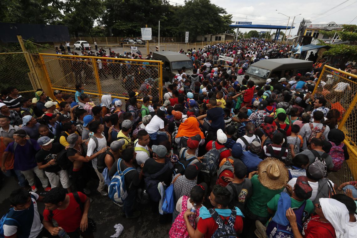 Migrantes da América Central seguem para o norte no México Migrantes da América Central seguem para o norte no México