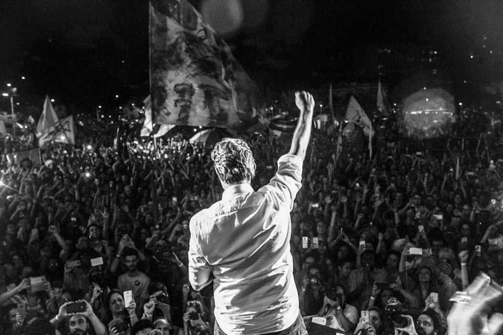 Não há outra saída para o Brasil além do fortalecimento da democracia (Foto: Bruno Bou/Mídia NINJA) Não há outra saída para o Brasil além do fortalecimento da democracia