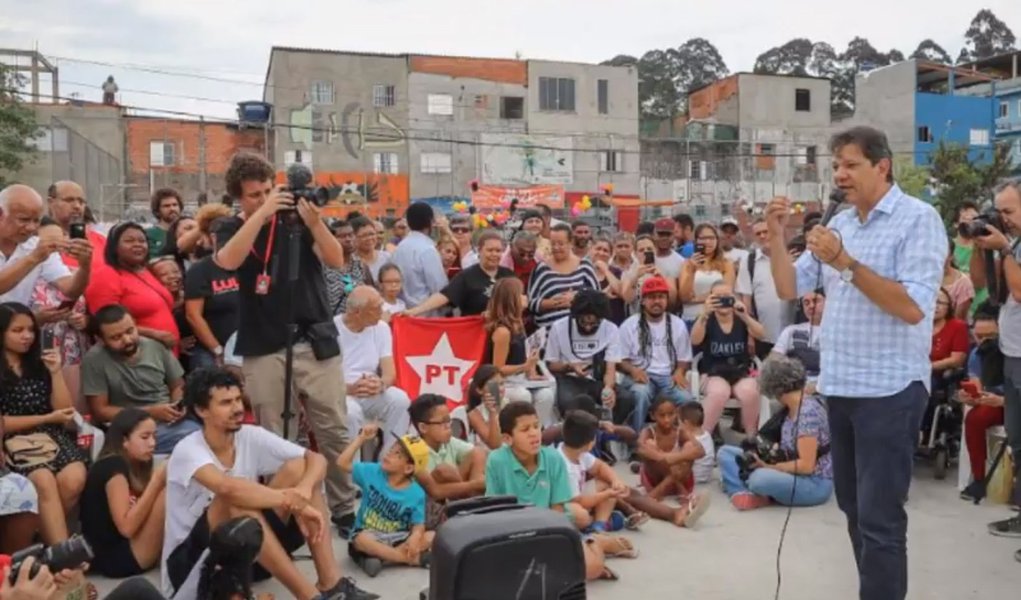 Haddad diz que pode virar eleição se rejeição de Bolsonaro continuar a subir Haddad diz que pode virar eleição se rejeição de Bolsonaro continuar a subir