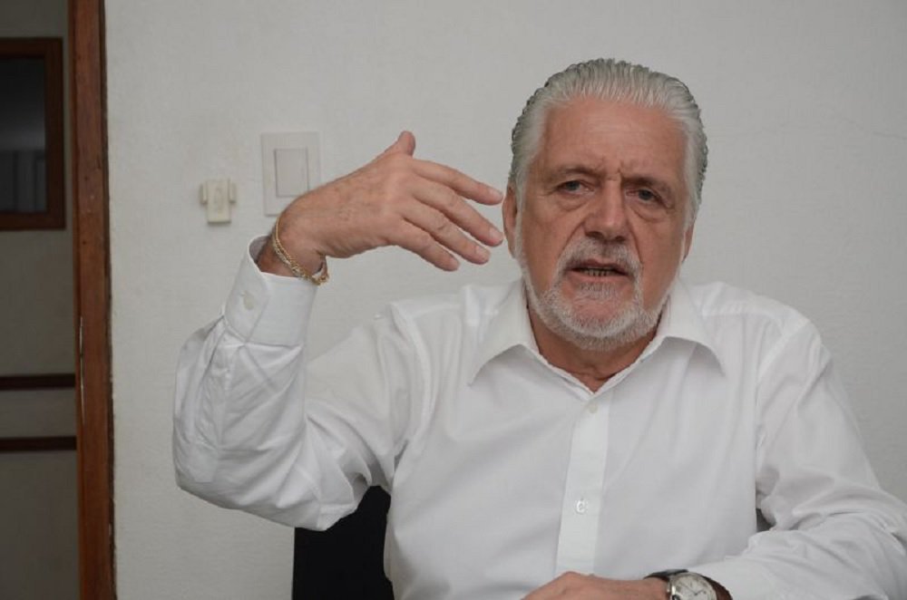 Wagner pede que Ciro declare apoio contundente a Haddad Wagner pede que Ciro declare apoio contundente a Haddad