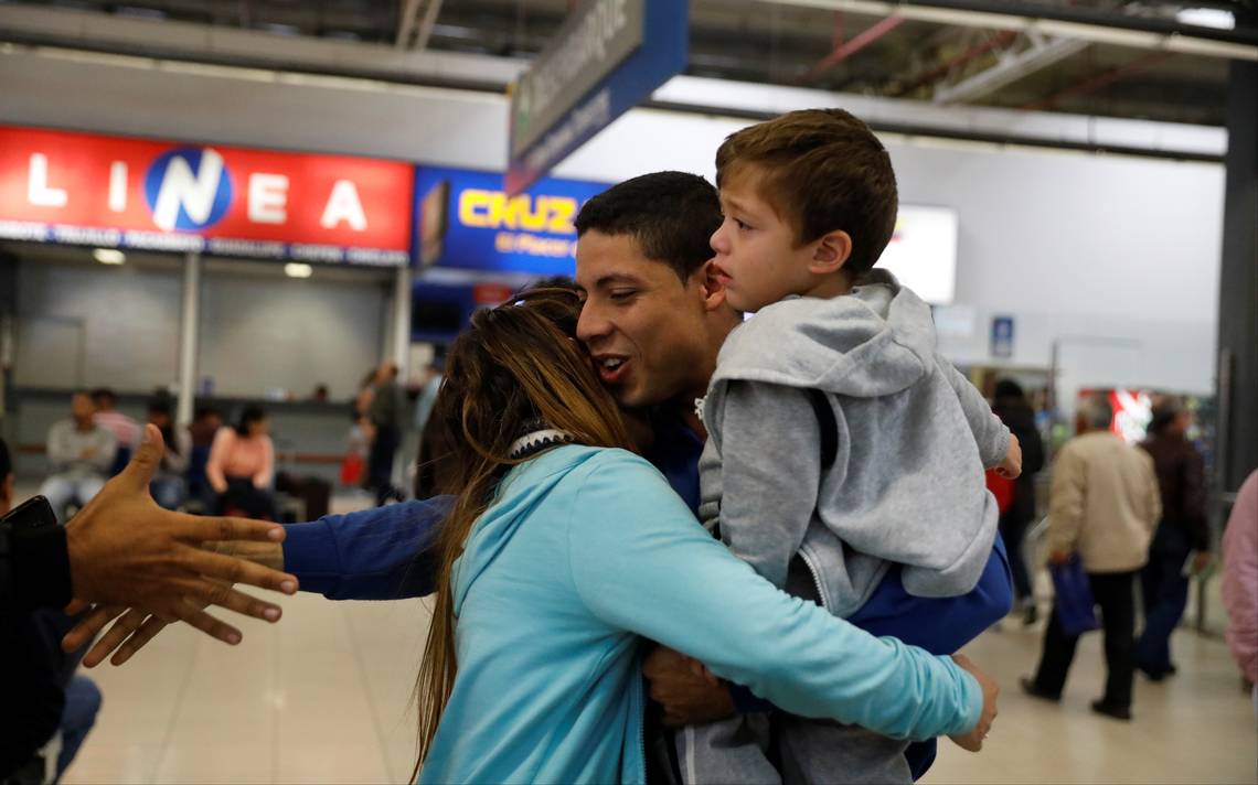 Plano venezuelano Volta à Pátria já repatriou mais de oito mil cidadãos Plano venezuelano Volta à Pátria já repatriou mais de oito mil cidadãos