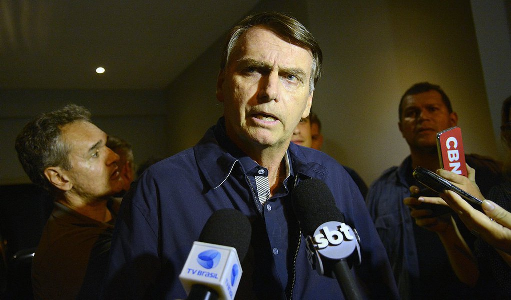 Bolsonaro diz que, se eleito, apresentará reformas em janeiro (Foto: Fernando Frazão/Agência Brasil) Bolsonaro diz que, se eleito, apresentará reformas em janeiro