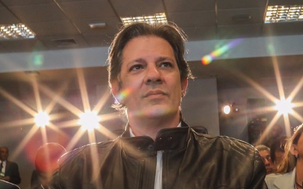 Haddad diz que Bolsonaro ameaça democracia antes das eleições e pode fazer pior se eleito Haddad diz que Bolsonaro ameaça democracia antes das eleições e pode fazer pior se eleito