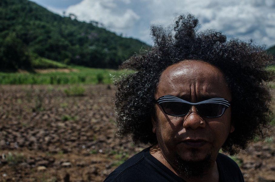 Chico César: “Esta é a face mais cruel e irracional do monstro que foi à rua em 2013” Chico César: “Esta é a face mais cruel e irracional do monstro que foi à rua em 2013”