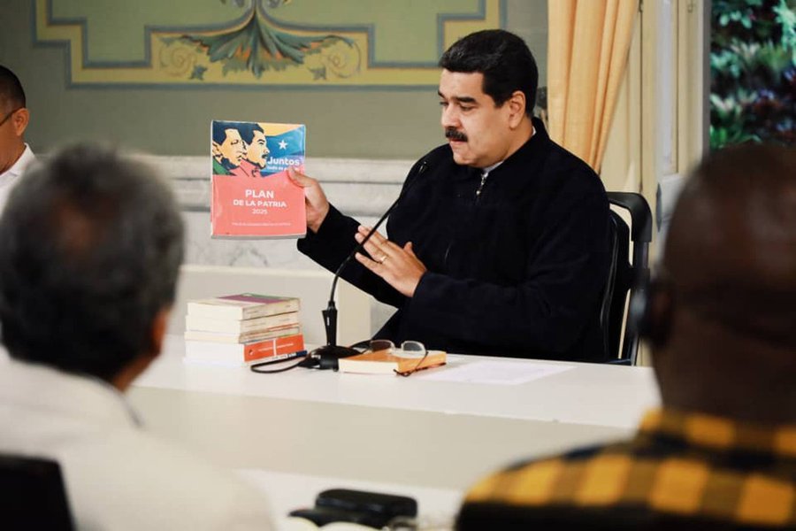Maduro diz que declarações de vice-presidente dos EUA são paranoicas Maduro diz que declarações de vice-presidente dos EUA são paranoicas