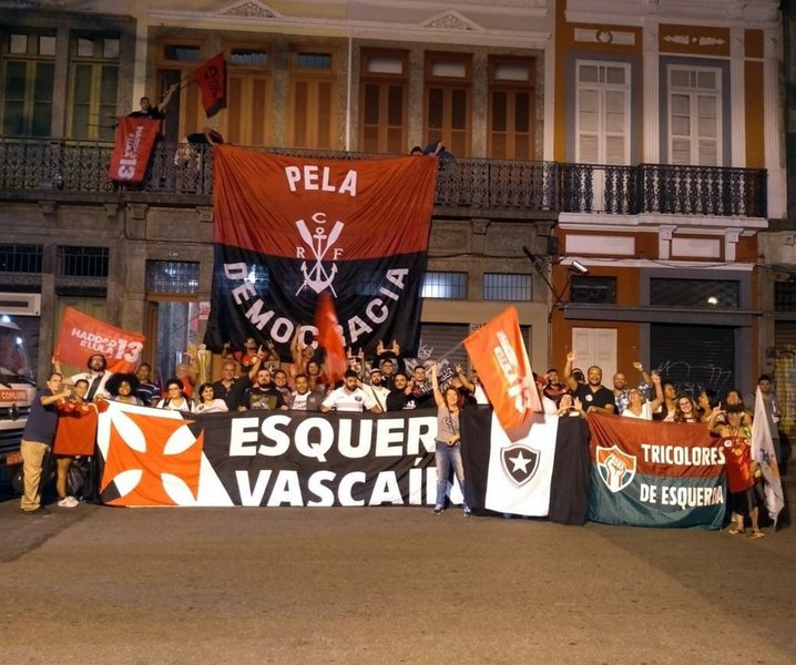 Torcedores do Rio de Janeiro lançam manifesto contra Bolsonaro (Foto: Reprodução) Torcedores do Rio de Janeiro lançam manifesto contra Bolsonaro