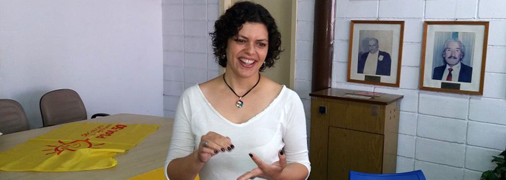 Presidente do PSOL de Cotia diz que sofreu ameaça de estupro por razão política Presidente do PSOL de Cotia diz que sofreu ameaça de estupro por razão política