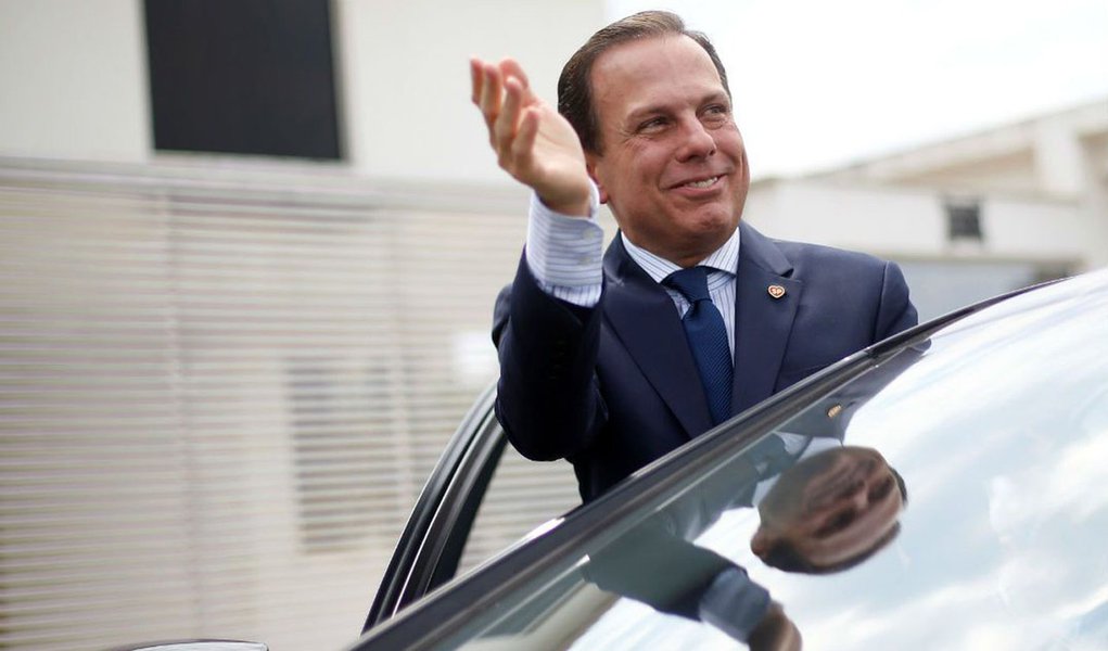 Doria gasta quase R$ 100 mi em uniformes inadequados (Foto: Adriano Machado/Reuters) Doria gasta quase R$ 100 mi em uniformes inadequados