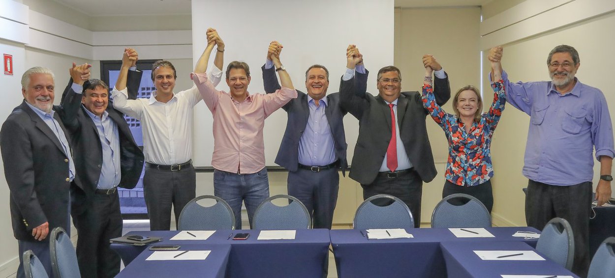 Governadores do Nordeste declaram apoio a Haddad (Foto: Ricardo Stuckert) Governadores do Nordeste declaram apoio a Haddad