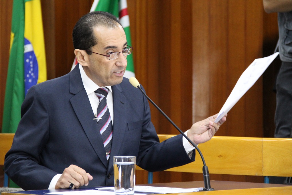 Justiça Eleitoral convoca Kajuru para provar que é alfabetizado Justiça Eleitoral convoca Kajuru para provar que é alfabetizado