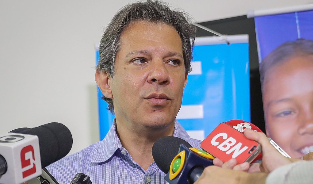 'País quer paz e democracia, não quer ditadura', diz Haddad (Foto: Ricardo Stuckert) 'País quer paz e democracia, não quer ditadura', diz Haddad