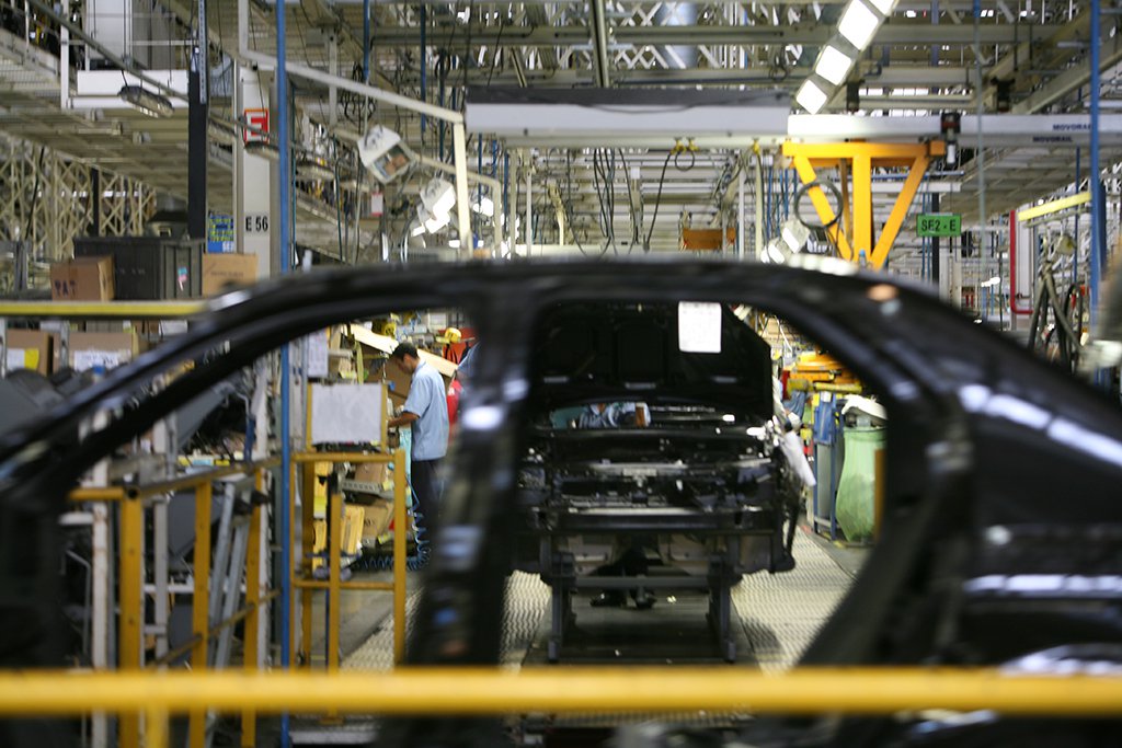 Produção industrial cai em agosto, diz IBGE (Foto: Gilson Abreu/Fiep/Arquivo ANPr) Produção industrial cai em agosto, diz IBGE