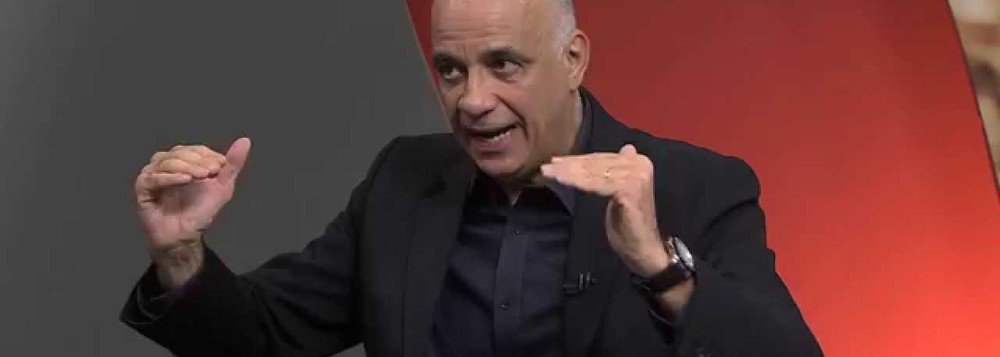 Jessé Souza alerta para “regressão moral e cognitiva” no país Jessé Souza alerta para “regressão moral e cognitiva” no país