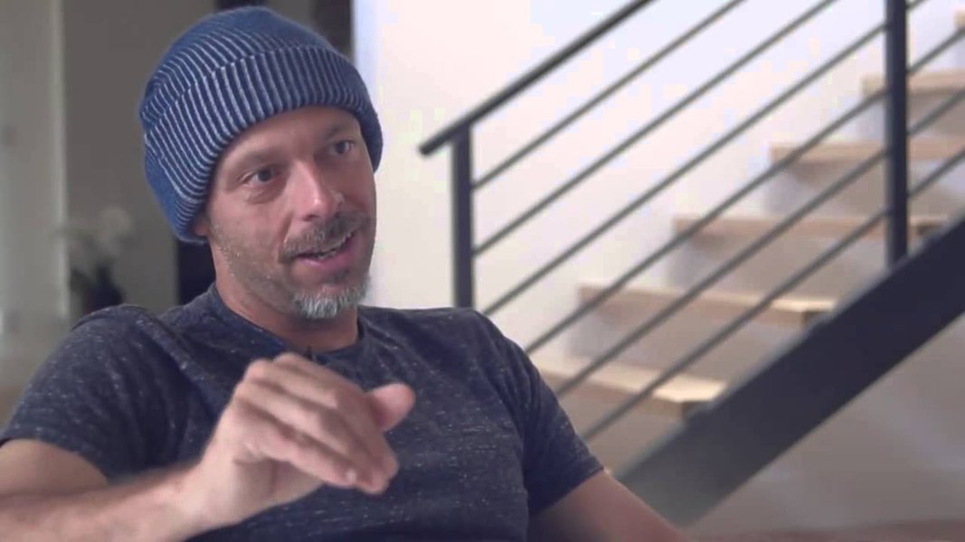 Moro põe biografia em jogo ao se aliar aos Bolsonaro, diz José Padilha (Foto: Reprodução do Youtube) Moro põe biografia em jogo ao se aliar aos Bolsonaro, diz José Padilha