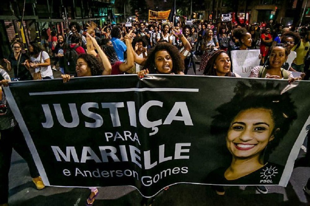 Vândalos de homenagem a Marielle são do partido de Bolsonaro, denuncia Lindbergh (Foto: Mídia Ninja) Vândalos de homenagem a Marielle são do partido de Bolsonaro, denuncia Lindbergh