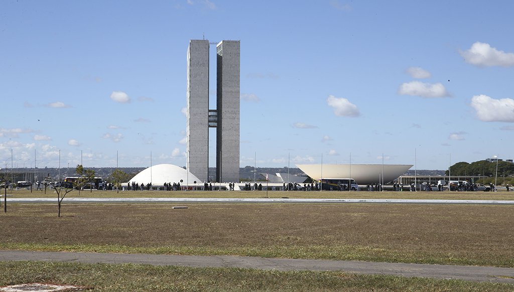 Os Camaleões Estão no Poder (Foto: Antônio Cruz/Agência Brasil) Os Camaleões Estão no Poder