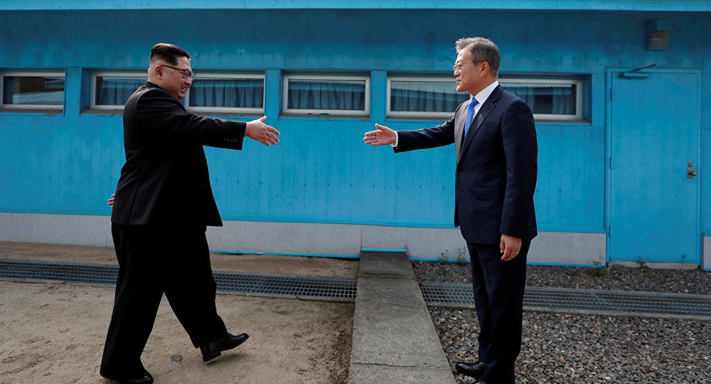 Fim da guerra trará paz e progresso à Península Coreana, afirma Moon Fim da guerra trará paz e progresso à Península Coreana, afirma Moon