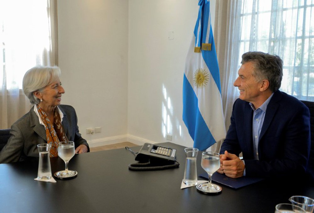 De pires na mão, Argentina consegue US$ 7 bi do FMI (Foto: Presidência/Pool via Reuters) De pires na mão, Argentina consegue US$ 7 bi do FMI