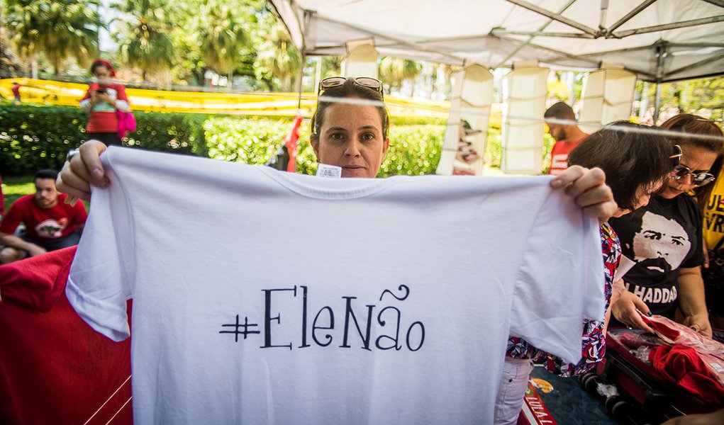 Protestos contra Bolsonaro e o fascismo se espalham e chegam a 14 países (Foto: Mídia NINJA) Protestos contra Bolsonaro e o fascismo se espalham e chegam a 14 países