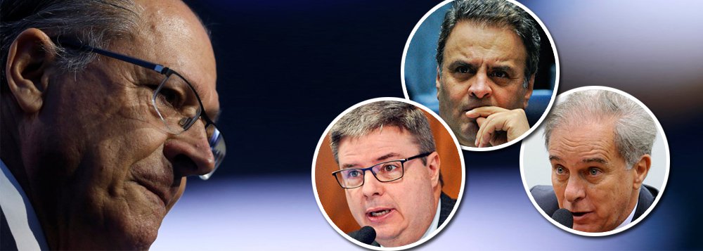 Aécio e Anastasia abandonam Alckmin e devem aderir já a Bolsonaro Aécio e Anastasia abandonam Alckmin e devem aderir já a Bolsonaro
