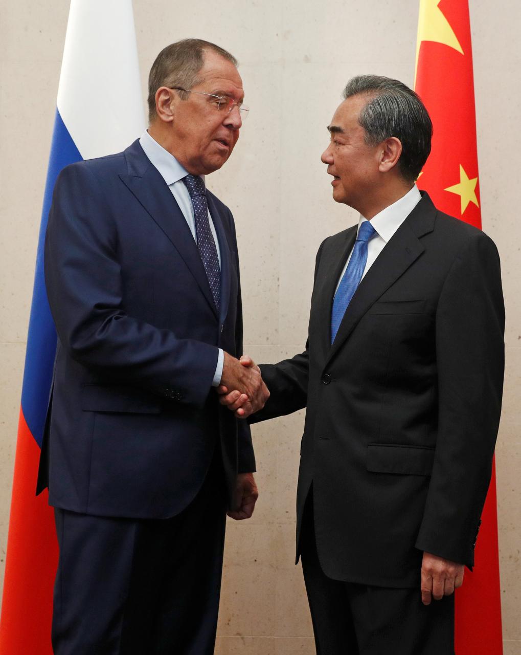 Ministros das Relações Exteriores de China e Rússia pedem na ONU para salvaguardar multilateralismo (Foto: EDGAR SU) Ministros das Relações Exteriores de China e Rússia pedem na ONU para salvaguardar multilateralismo