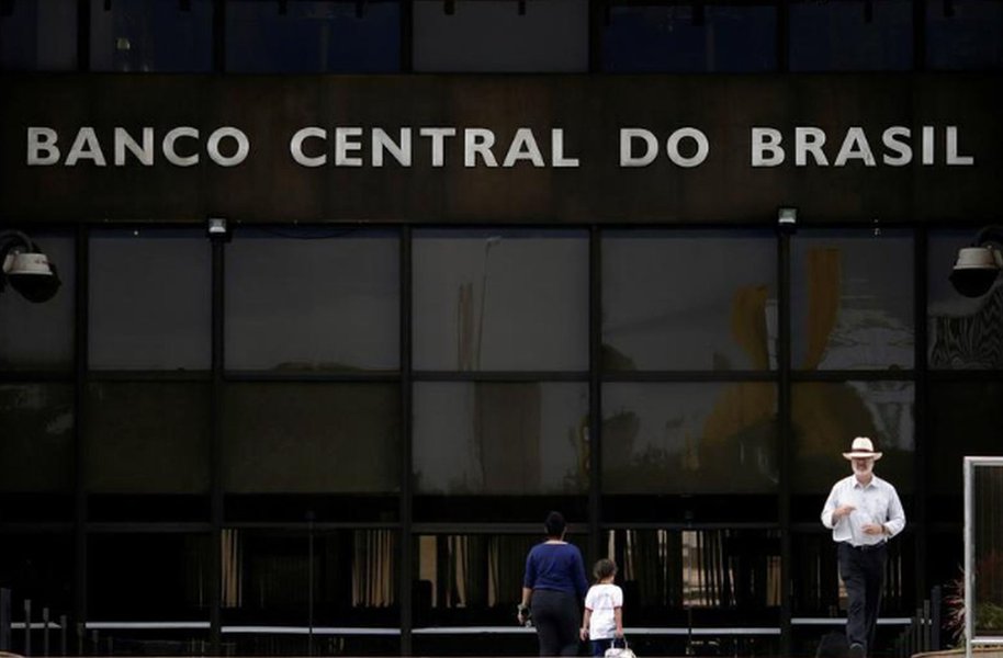 BC estende exigência de política de segurança cibernética a instituições de pagamento BC estende exigência de política de segurança cibernética a instituições de pagamento