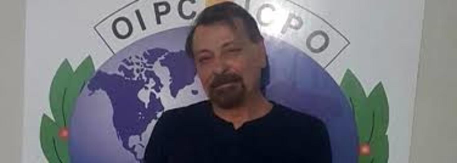 Itália impõe derrota a Bolsonaro e leva Battisti direto para Roma Itália impõe derrota a Bolsonaro e leva Battisti direto para Roma