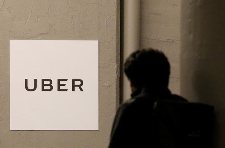 Uber diz que vai recorrer de decisão da Justiça sobre vínculo empregatício Uber diz que vai recorrer de decisão da Justiça sobre vínculo empregatício
