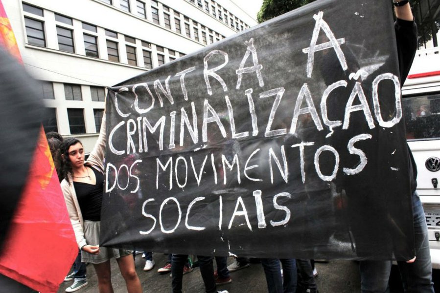 Governo Bolsonaro quer tratar questão social como tema policial Governo Bolsonaro quer tratar questão social como tema policial