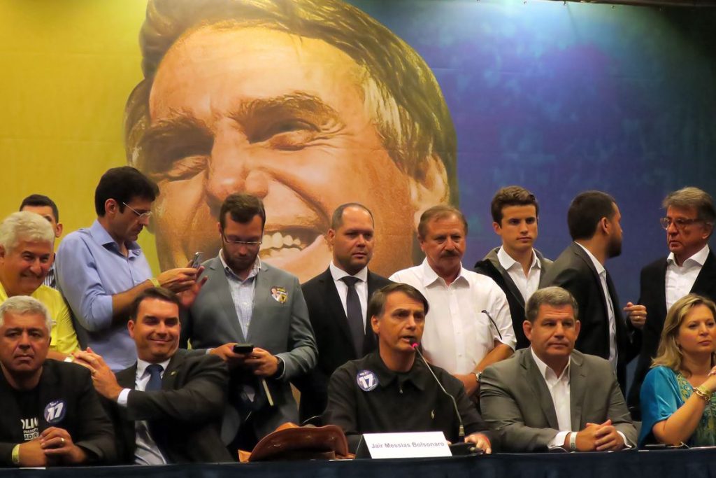 Branco, masculino e do Centro-Sul, ministério não reflete diversidade do país Branco, masculino e do Centro-Sul, ministério não reflete diversidade do país