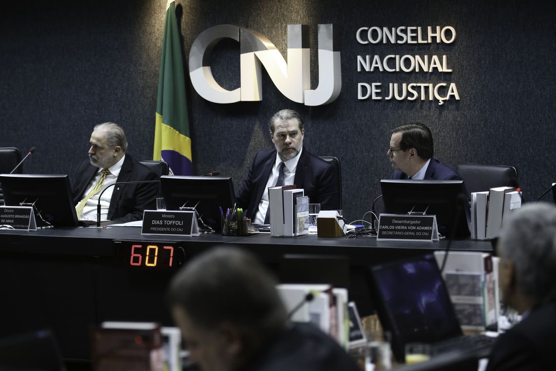 Pagamento de auxílios a juízes precisará de aval do CNJ (Foto: Agência Brasil) Pagamento de auxílios a juízes precisará de aval do CNJ