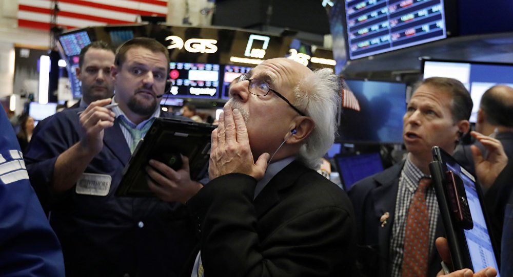 Wall Street viveu pior semana em dez anos e acende alerta (Foto: AP / Richard Drew) Wall Street viveu pior semana em dez anos e acende alerta