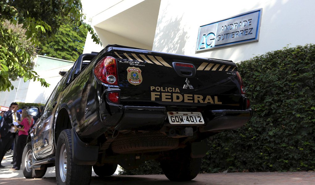 Envolvida na Lava Jato, Andrade Gutierrez assina acordo de leniência (Foto: REUTERS/Washington Alves) Envolvida na Lava Jato, Andrade Gutierrez assina acordo de leniência