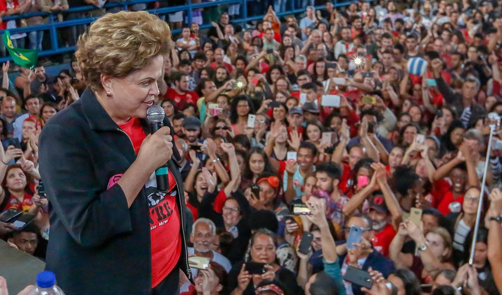 Dilma critica fake news dos bolsominions sobre FGTS e desastres naturais (Foto: Roberto Stuckert Filho) www.brasil247.com - Dilma critica fake news dos bolsominions sobre FGTS e desastres naturais