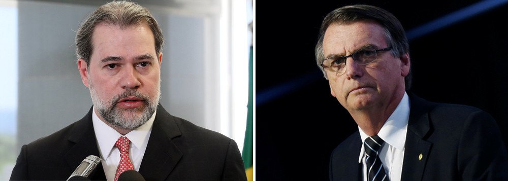 Toffoli recebe elogio de Bolsonaro por manter Lula preso Toffoli recebe elogio de Bolsonaro por manter Lula preso
