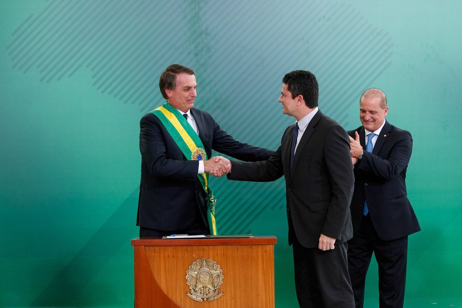 Fernando Brito: Dr. Moro, que tal uma delação premiada para Bebianno? (Foto: Alan Santos / Palácio do Planalto) Fernando Brito: Dr. Moro, que tal uma delação premiada para Bebianno?