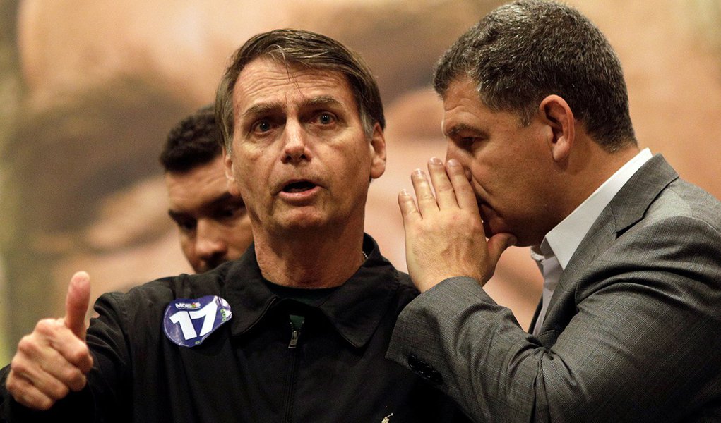 Reinaldo Azevedo: Bebianno sabe demais e pode inviabilizar reforma (Foto: REUTERS/Ricardo Moraes) Reinaldo Azevedo: Bebianno sabe demais e pode inviabilizar reforma
