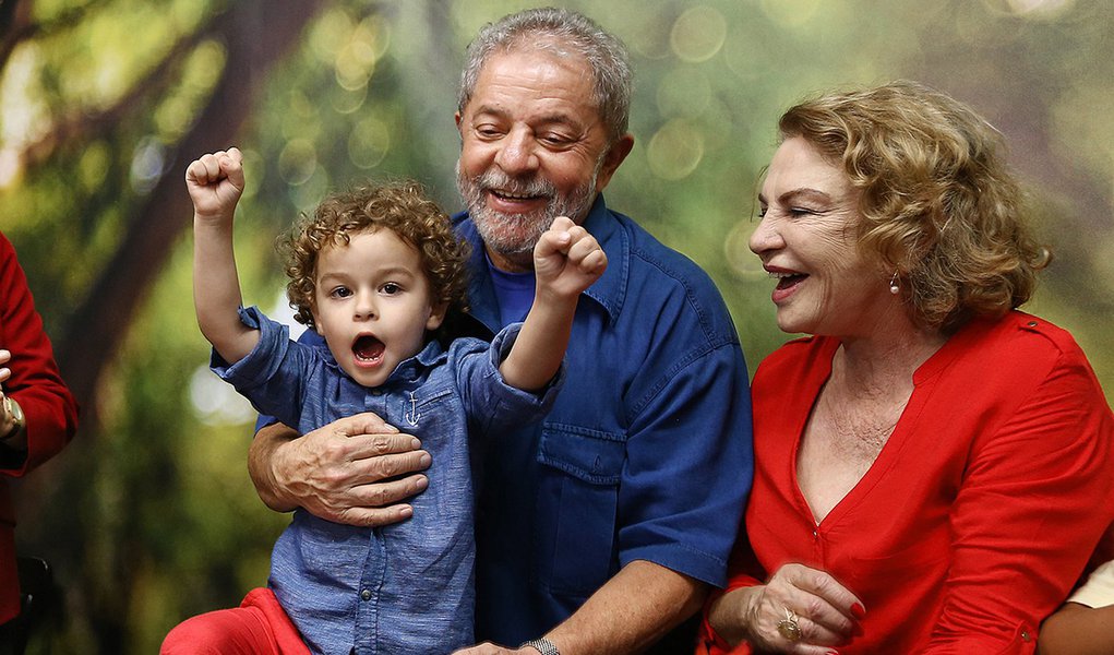 A irresponsabilidade da mídia e do hospital no episódio de Arthur, neto do Lula (Foto: Ricardo Stuckert) A irresponsabilidade da mídia e do hospital no episódio de Arthur, neto do Lula