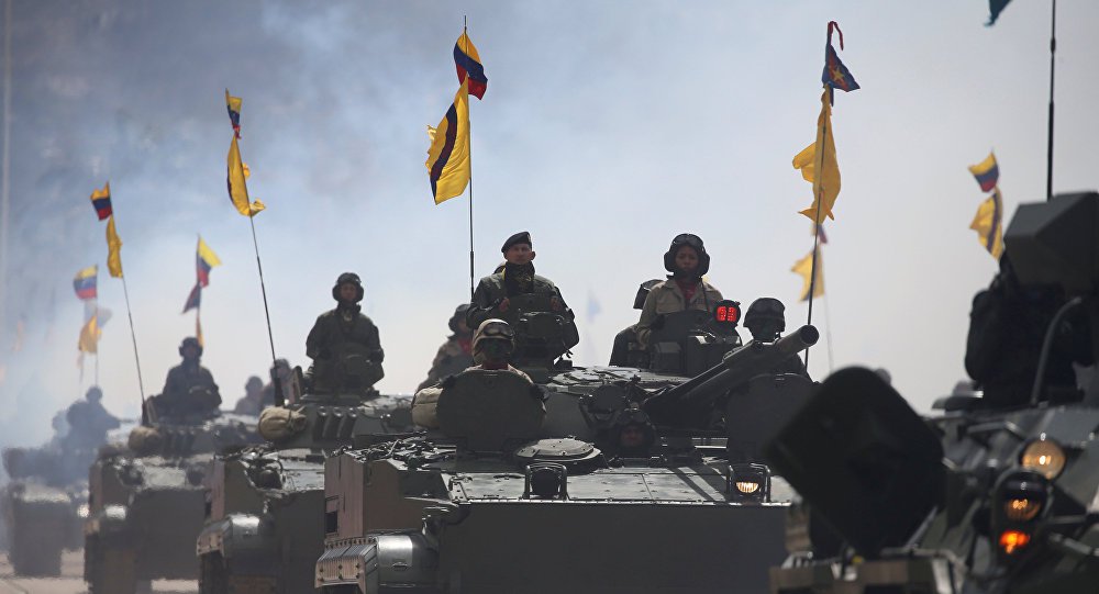 Diplomata venezuelano denuncia que EUA armam 'exército' invasor a partir da Colômbia Diplomata venezuelano denuncia que EUA armam 'exército' invasor a partir da Colômbia