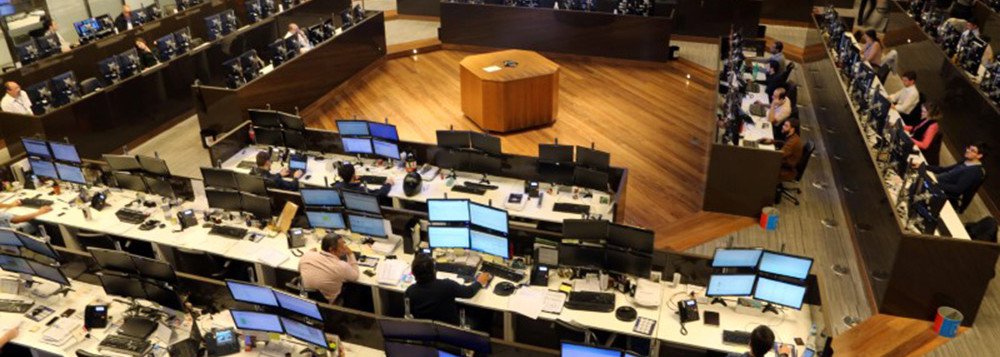 O que afinal é “bancarização” e “financeirização” da economia (Foto: REUTERS/Paulo Whitaker) O que afinal é “bancarização” e “financeirização” da economia