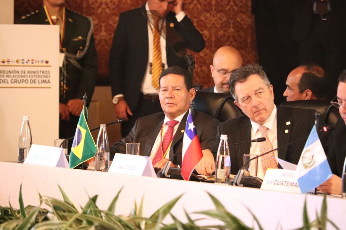 Mourão: “em hipótese alguma” EUA usarão Brasil para atacar Venezuela Mourão: “em hipótese alguma” EUA usarão Brasil para atacar Venezuela