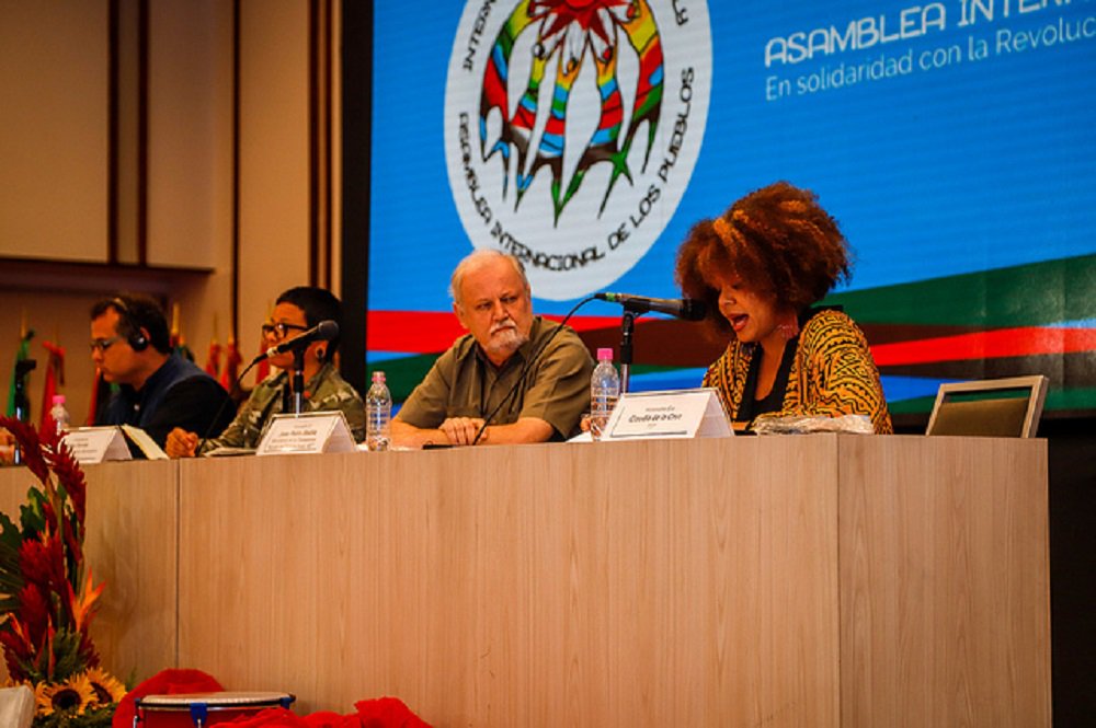 Abertura da Assembleia Internacional dos Povos celebra resistência dos venezuelanos Abertura da Assembleia Internacional dos Povos celebra resistência dos venezuelanos