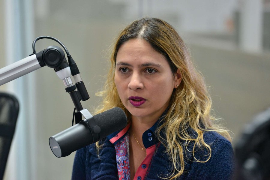 O “Você fica caladinha!” põe lama nas instituições O “Você fica caladinha!” põe lama nas instituições