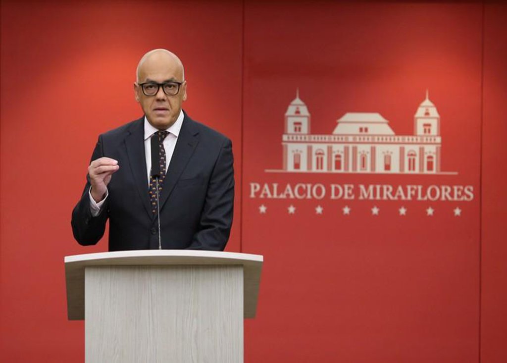Ministro da Venezuela denuncia desinformação da mídia no país (Foto: Palácio Miraflores via Reuters) Ministro da Venezuela denuncia desinformação da mídia no país