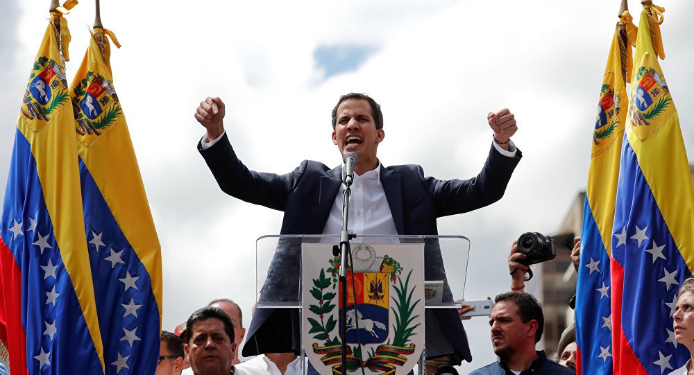 Após fracasso com ajuda, Guaidó pede pressão internacional contra Maduro Após fracasso com ajuda, Guaidó pede pressão internacional contra Maduro