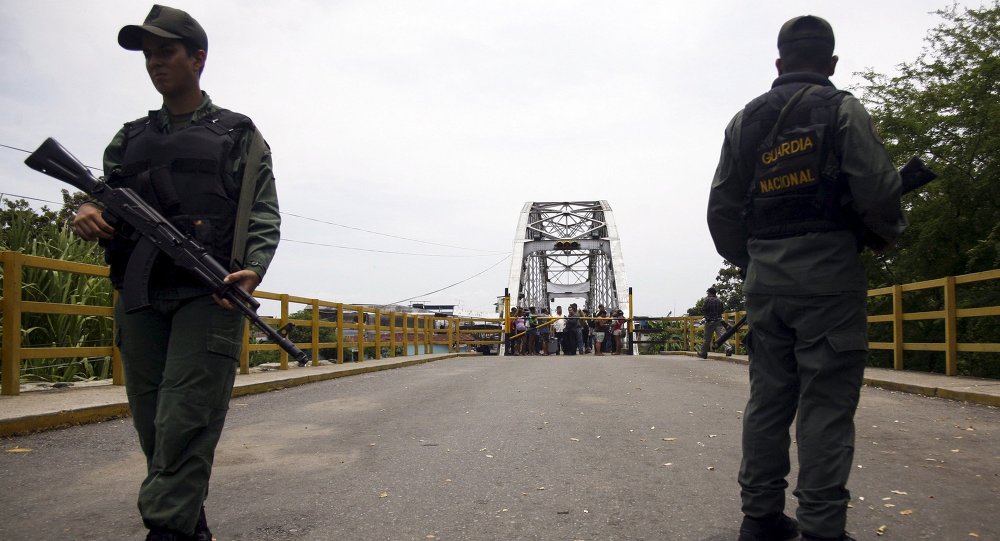 Venezuela também fecha fronteira com a Colômbia Venezuela também fecha fronteira com a Colômbia