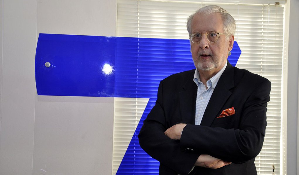 Paulo Sérgio Pinheiro: política dos direitos humanos está ameaçada Paulo Sérgio Pinheiro: política dos direitos humanos está ameaçada