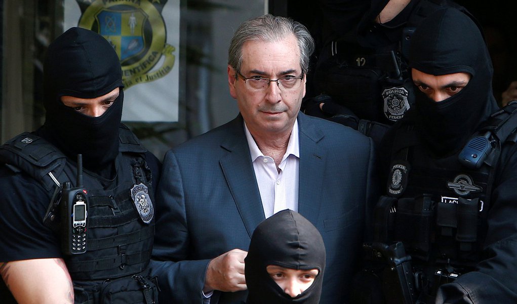 STJ nega habeas corpus para colocar Cunha em liberdade (Foto: REUTERS/Rodolfo Buhrer) STJ nega habeas corpus para colocar Cunha em liberdade